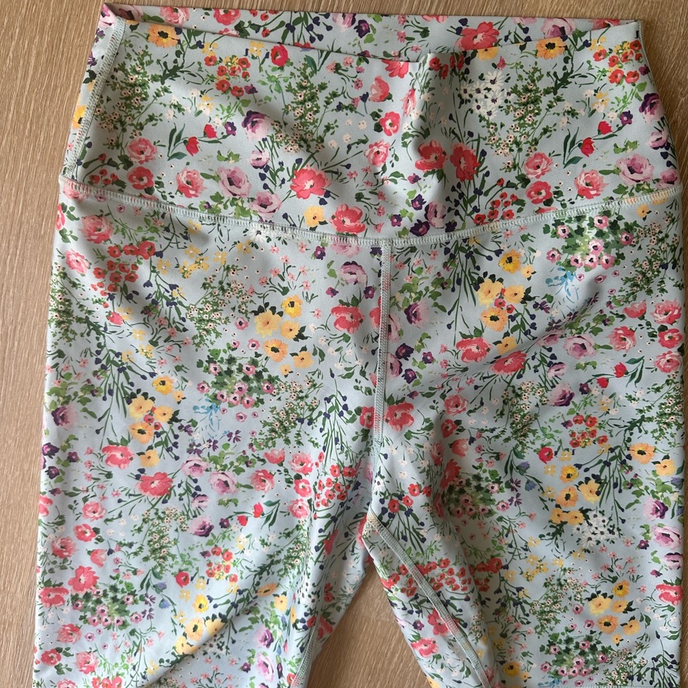 ALICE + OLIVIA  floral bike shorts - Picture 2 of 7